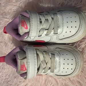 Girl Nike Toddler size 5c